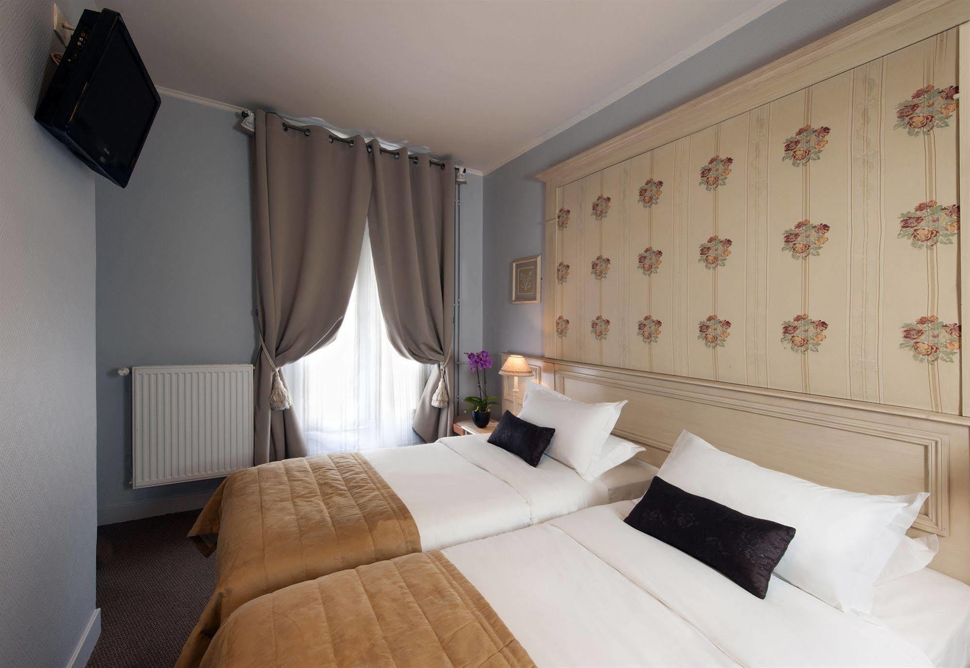 Hotel De Bellevue Gare Du Nord Parigi